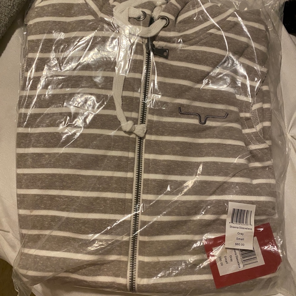 Kimes ranch sleeveless hoodie.